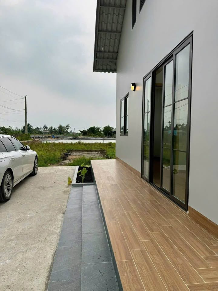 Bán nhà vườn xã Lạc Tấn , huyện Tân Trụ , Long An tdt 912m2 ( có 276m2 thổ) 3pn , 2wc giá 3 tỷ 2