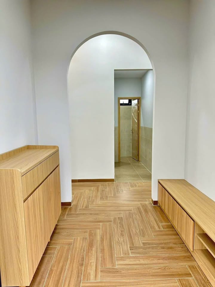 Bán nhà vườn xã Lạc Tấn , huyện Tân Trụ , Long An tdt 912m2 ( có 276m2 thổ) 3pn , 2wc giá 3 tỷ 6