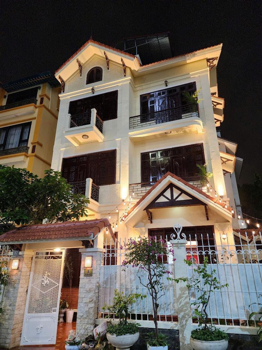 Biệt Thự Cầu Giấy, ô tô tránh, 133m, 4 tầng, mt 7,2m, 41 Tỷ 5