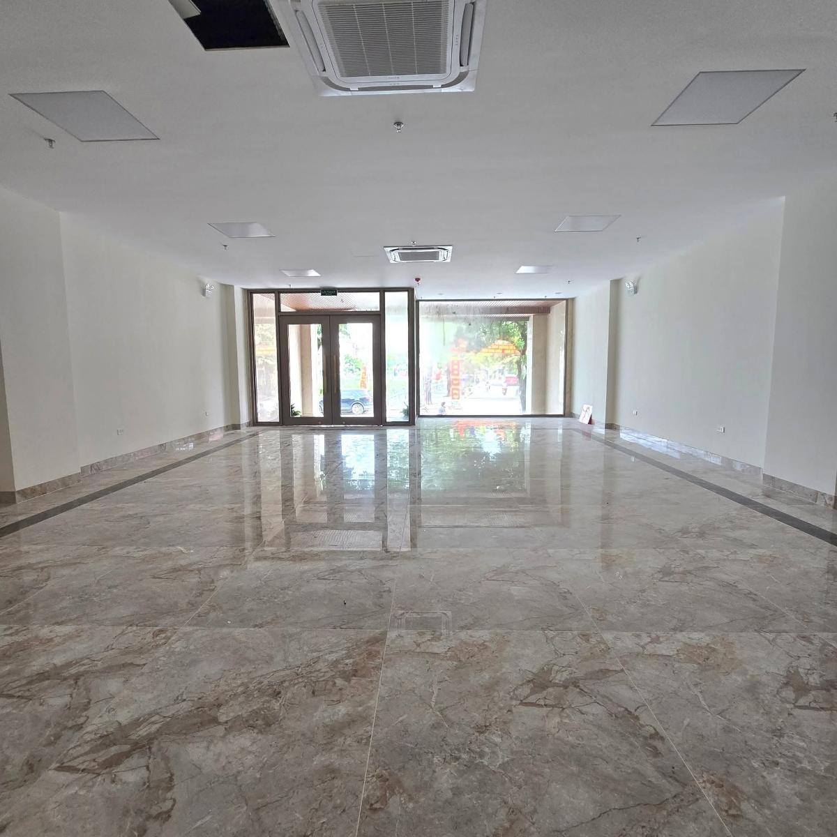 Cơ Hội Vàng: Tòa Văn Phòng 9 Tầng 130M2 Mặt Phố Đại La Chỉ Với 78 Tỷ! 2