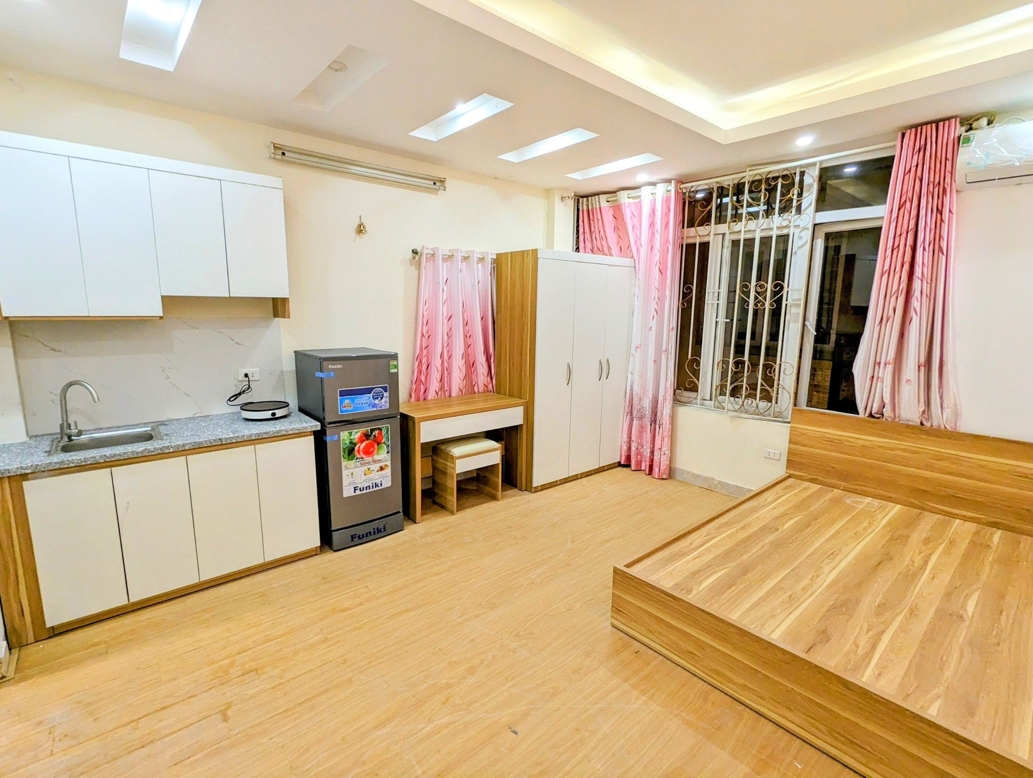 CHUNG CƯ MINI-52M 6T THANG MÁY-LÔ GÓC-MẶT NGÕ THÔNG-ÔTÔ VÀO NHÀ-LÂM DU LONG BIÊN