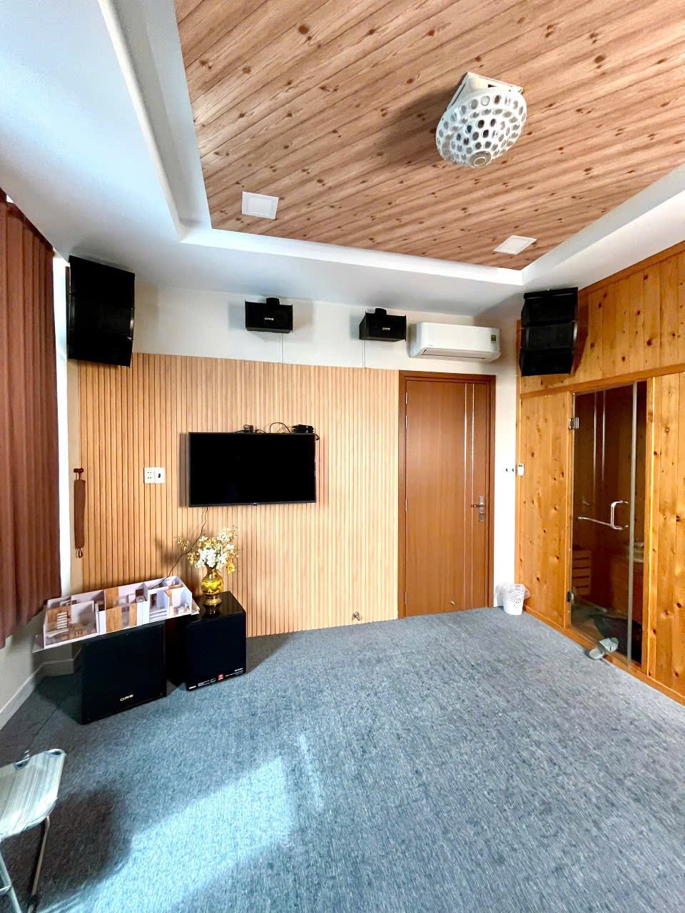 Nhà 3 mặt tiền mặt tiền Lý Thánh Tông, p Hiệp Tân dt 70m2 , 3 lầu , 4pn , 4wc giá 13 tỷ 4