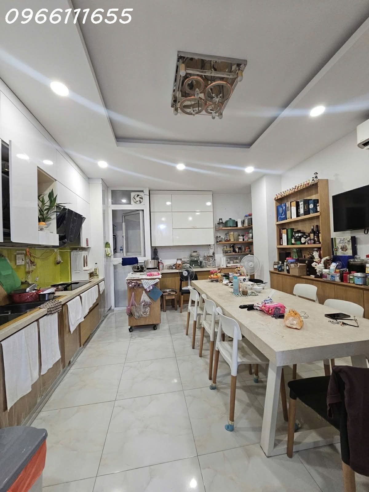 BÁN NHÀ TRƯỜNG SA  P13 . QUẬN PHÚ NHUẬN -  HẺM Ô TÔ TRÁNH - 5 TẦNG -4.5x13- 6PN. 3