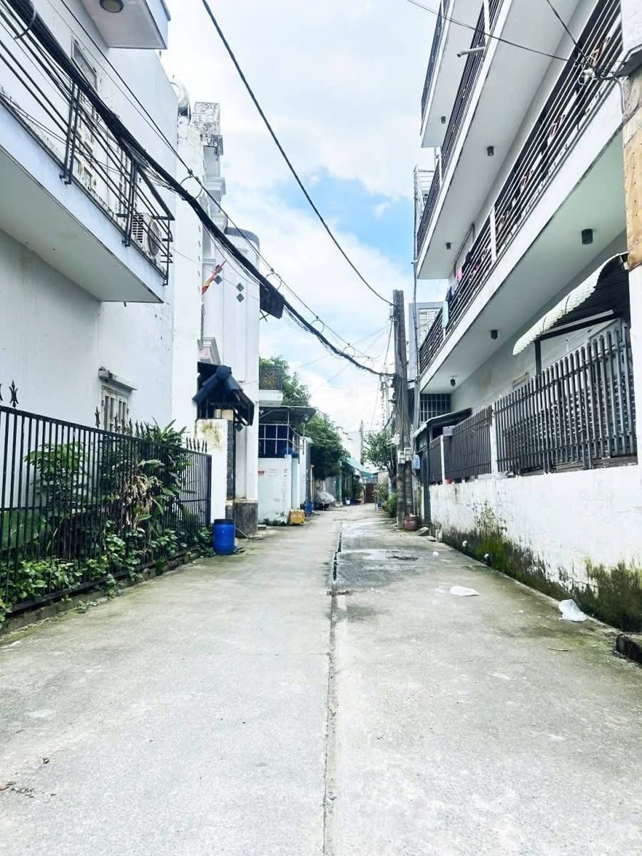 NHÀ HAI TẦNG 58M2 GẦN CVPM QUANG TRUNG - HXH - HUỲNH THI HAI. TÂN CHÁNH HIỆP. QUẬN 12. 5