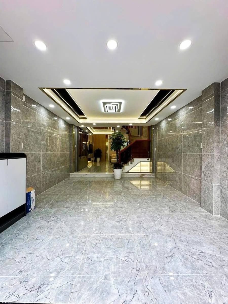 NHÀ BÁN SIÊU PHẨM 5 TẦNG HẺM XE HƠI 6M, CỰC ĐỈNH TRẦN THỊ NĂM VÀ HUỲNH THỊ HAI. TÂN CHÁNH HIỆP, 2