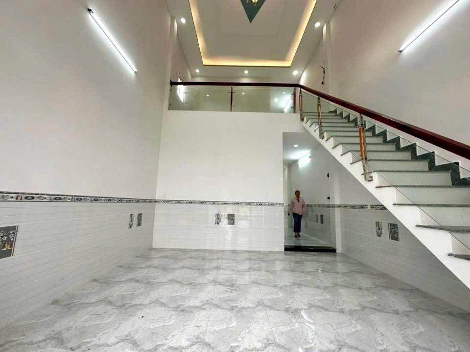 Bán nhà mới xây xã Long Khê , Cần Đước dt 122m2 full thổ 1 lửng, 3pn, 2wc giá 1,53 tỷ 4