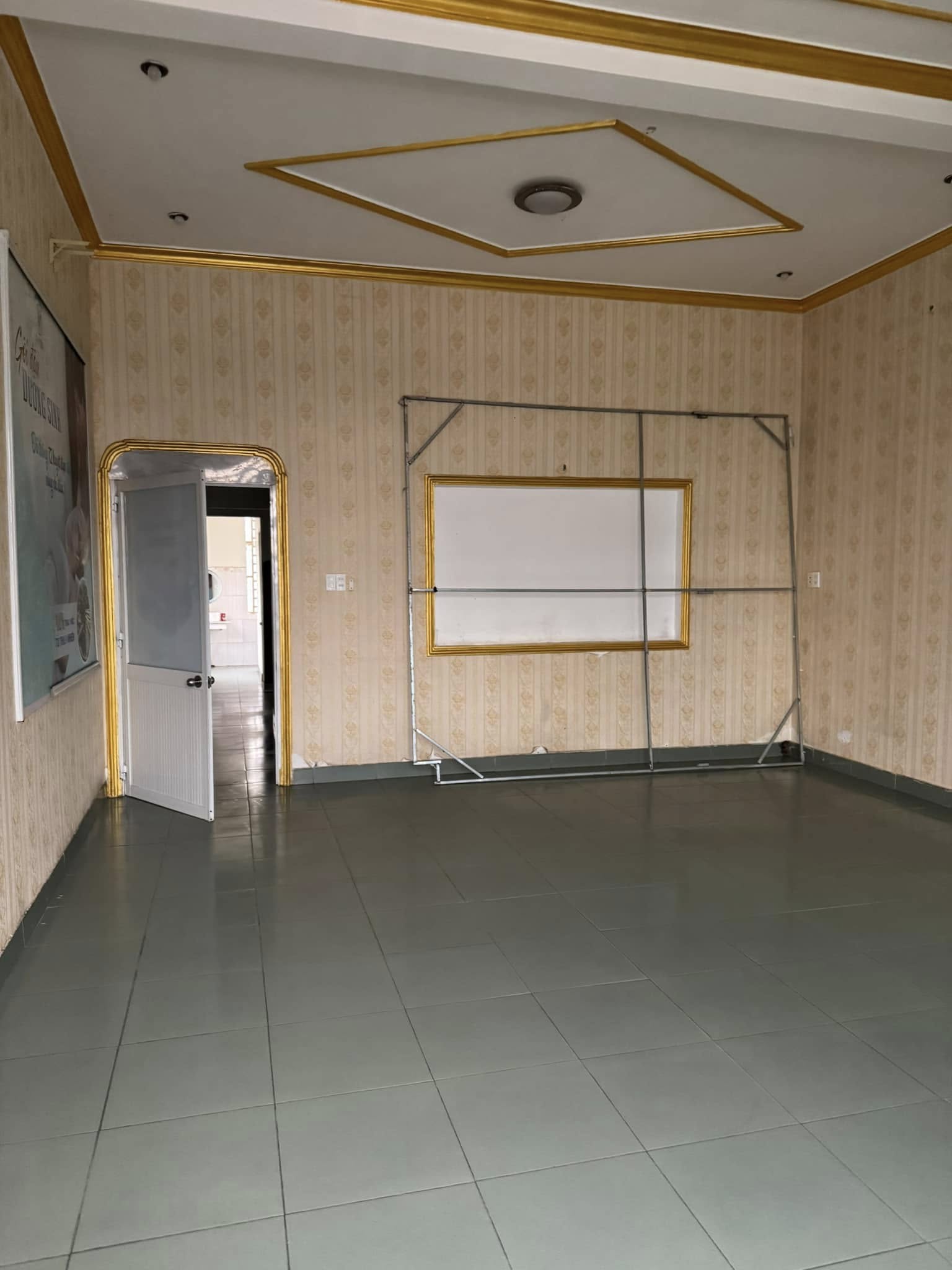 Cho thuê Nhà mặt tiền Phường Lái Thiêu, Thuận An, Diện tích 100m², Giá Thương lượng 4