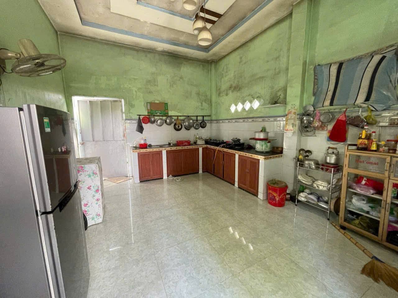 Bán nhà vườn mái thái xã Thanh Phú, Bến Lức tdt 1000m2 ( có 300m2 thổ cư ) giá giảm còn 5,3 tỷ 3