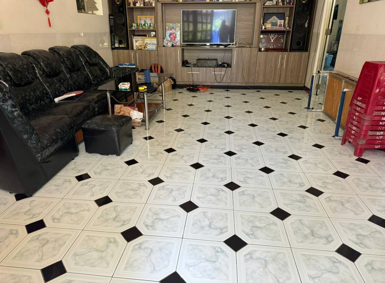 Bán Nhà 2 Tầng Khu Ba Làng, Vĩnh Hoà, Nha Trang, cách biển 100m, giá chỉ 15 tỷ 5