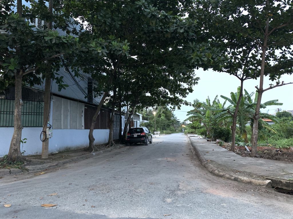 1 số lô đất vị trí đẹp giá tốt chủ gửi bán gấp tại D/A Bách Khoa quận 9 giá bán từ 71tr/m2 3