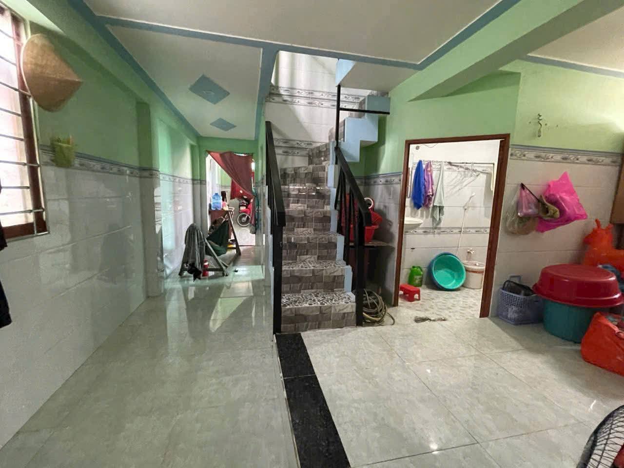 Bán nhà vườn mái thái xã Thanh Phú, Bến Lức tdt 1000m2 ( có 300m2 thổ cư ) giá giảm còn 5,3 tỷ 5