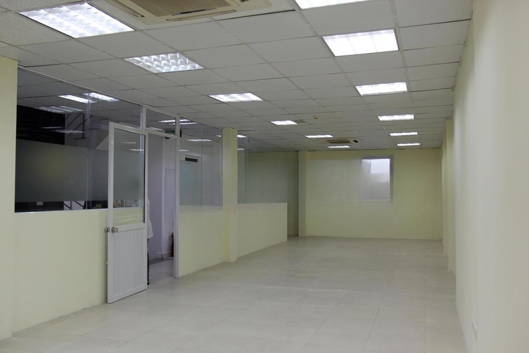 Mời thuê VP 45m2 giá rẻ tại 62 Yên Phụ. LH ngay 0929236669