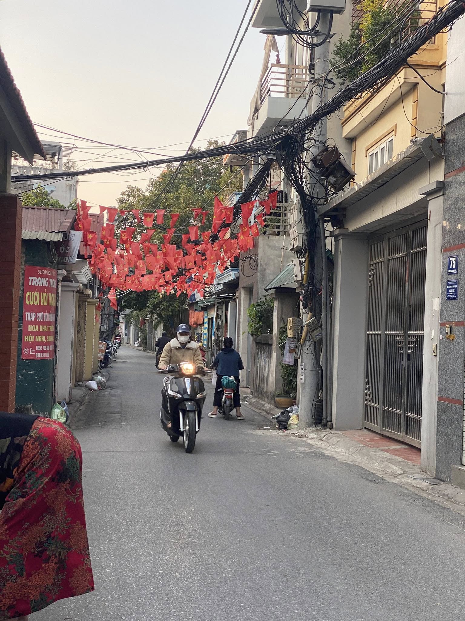 Bán đất Ngọc Thuỵ 91m x 4m3 mặt ngõ kinh doanh, oto thông. 2