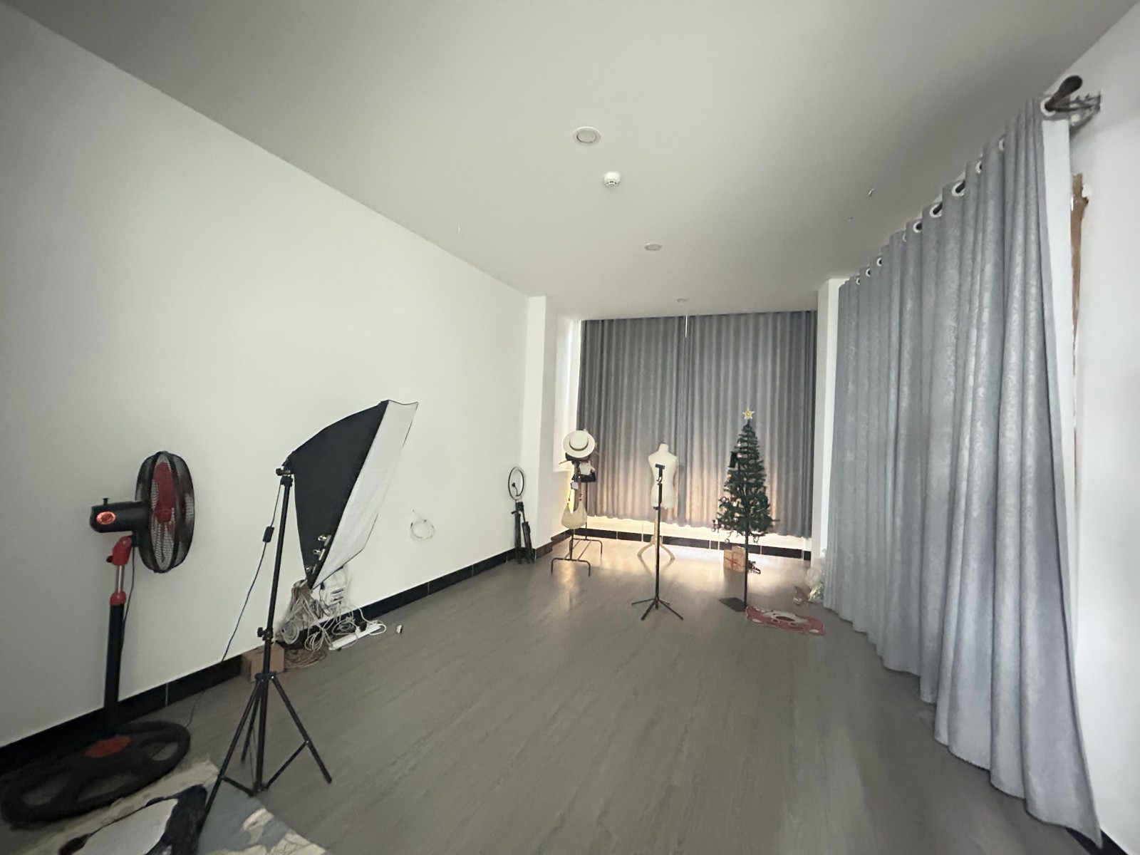 Bán nhà mặt tiền Phan Châu Trinh 52m2, 6 tầng, kinh doanh đỉnh, giá 17 tỷ 2