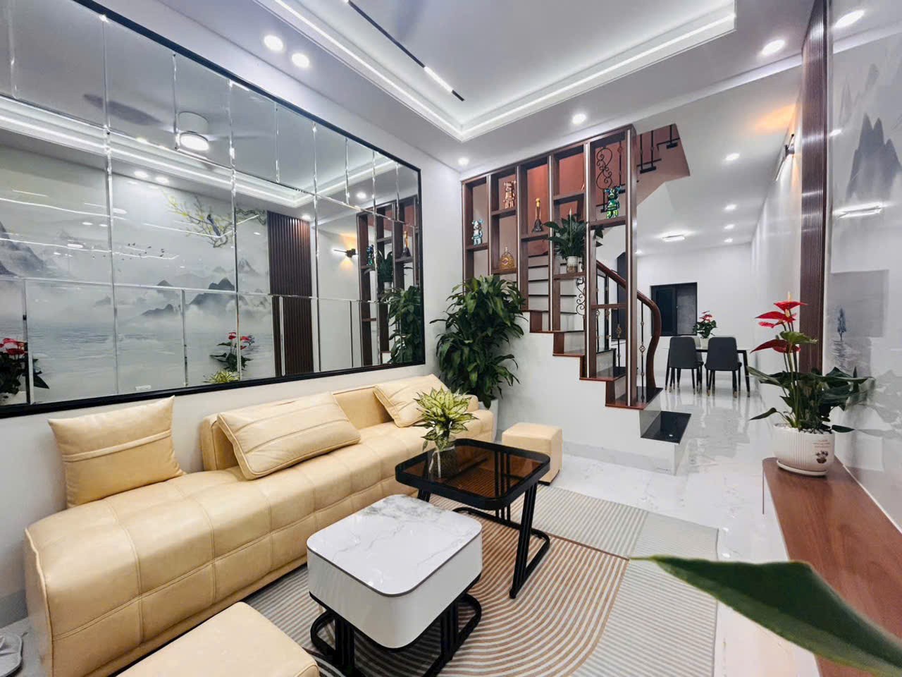 Cho thuê nhà ngõ 109 Quan Nhân, Thanh Xuân 38m x 4T giá 15tr, NHÀ ĐẸP FULL ĐỒ