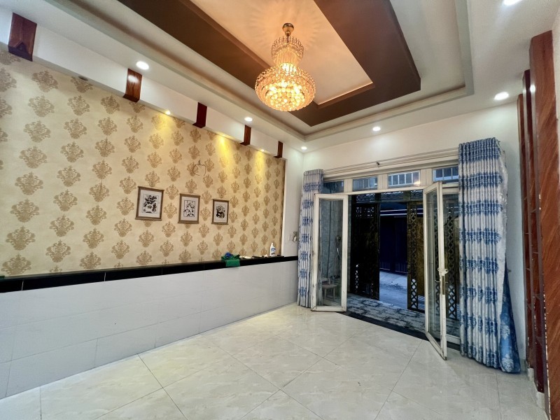 Bán nhà 4 tầng, 4 PN, 4 WC, 52m2 tại Hiệp Bình Chánh,Thủ Đức, giá 6,6 tỷ, Sổ Hồng, đường Số 50. LH