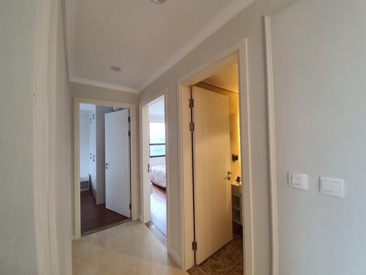 Bán nhanh căn hộ 3PN tại Vinhomes D'capitale view hồ tòa C6 4