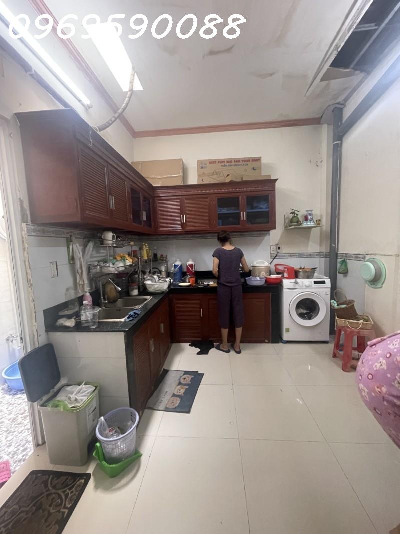 Nhá Dương Thiệu Tước giao Tân Kỳ Tân Quý 77m2 ngang 5.m nở hậu giá chỉ 5 tỷxx 3