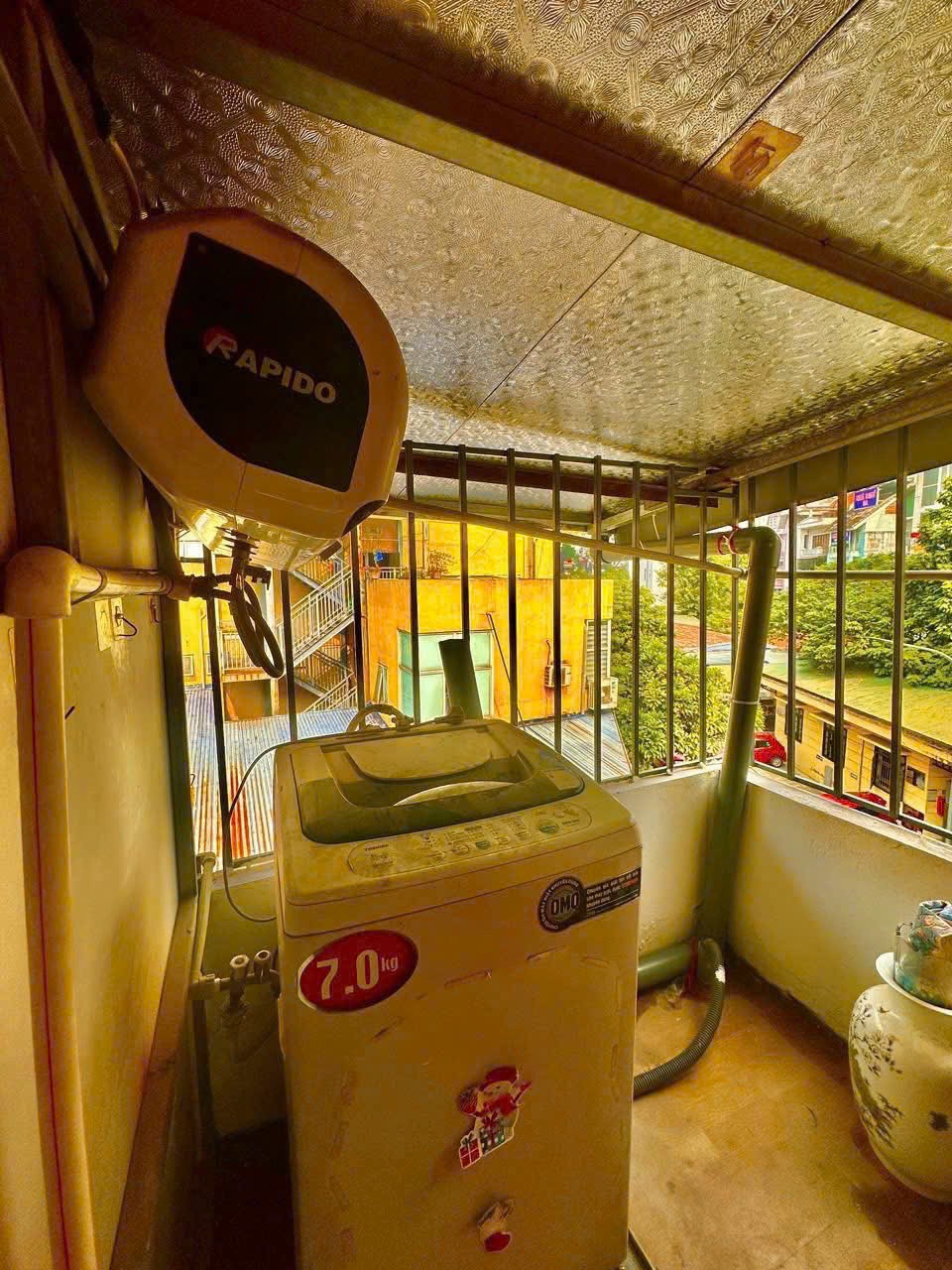 Cần cho thuê nhà riêng ngõ 84 Chùa Láng, Đống Đa 30m x 4T giá 11tr, NHÀ SẠCH - ĐẸP 5