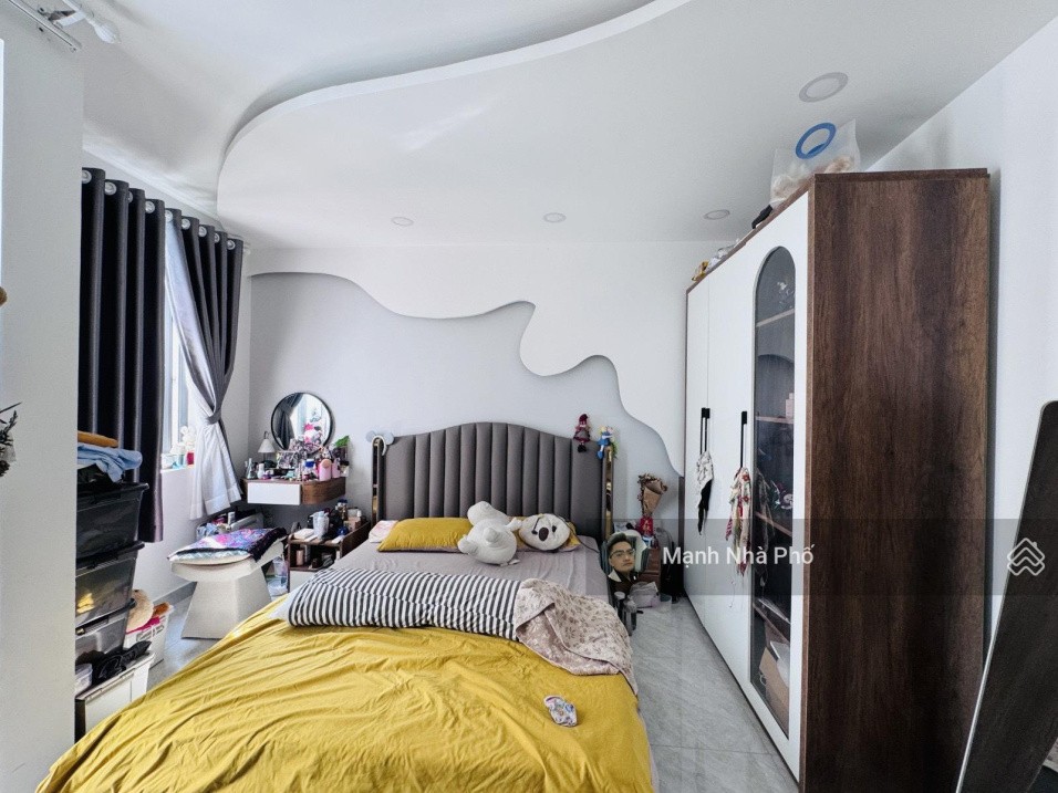 BÁN NHÀ HOÀNG HOA THÁM P5 PHÚ NHUẬN 4 TẦNG FULL NT 5PN 36m² 6.5T TL 3