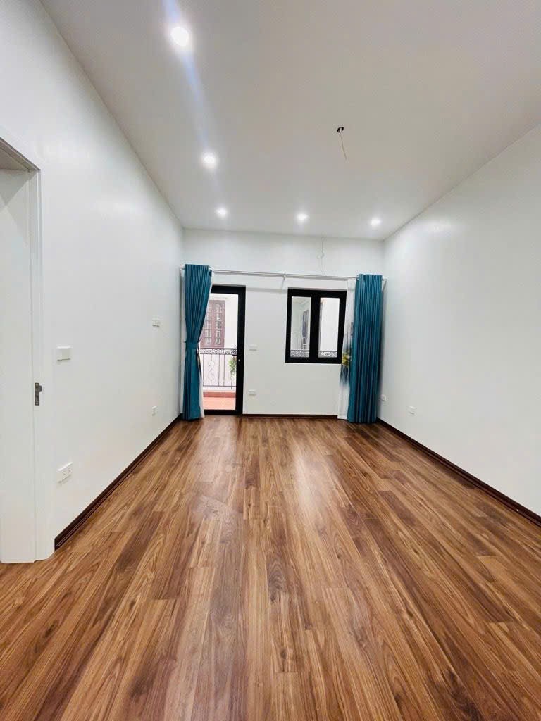 Cần bán Nhà mặt tiền đường Vân Hồ III, Phường Lê Đại Hành, Diện tích 80m², Giá 21.5 Tỷ