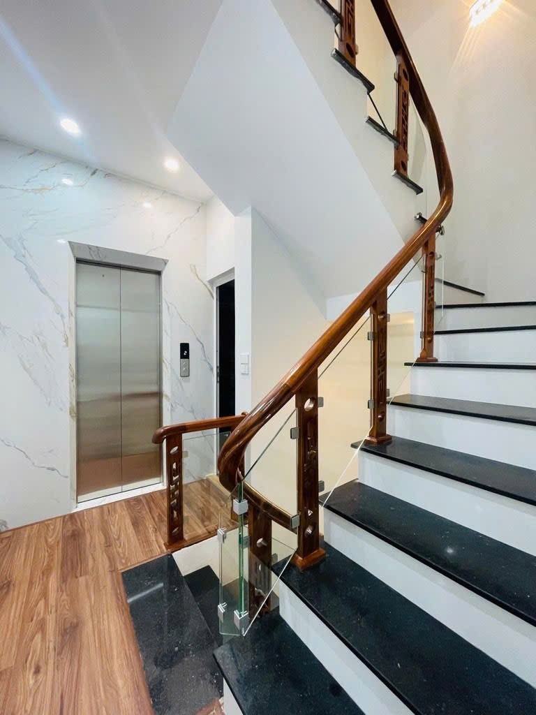 Cần bán Nhà mặt tiền đường Vân Hồ III, Phường Lê Đại Hành, Diện tích 80m², Giá 21.5 Tỷ 3