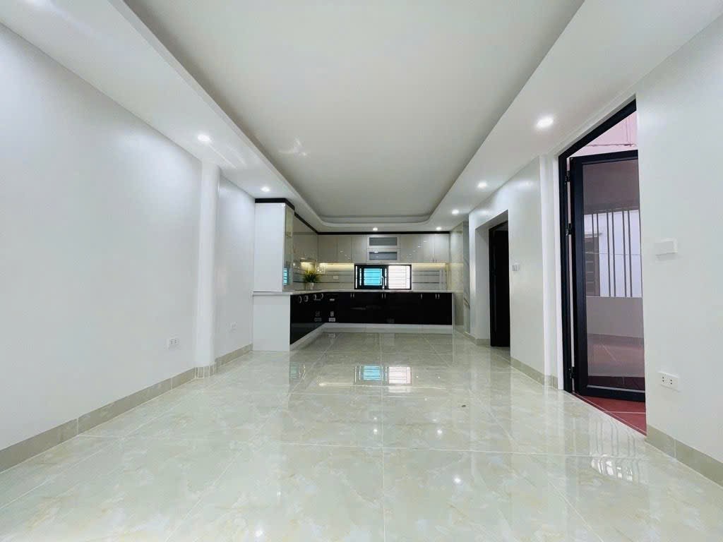 Cần bán Nhà mặt tiền đường Vân Hồ III, Phường Lê Đại Hành, Diện tích 80m², Giá 21.5 Tỷ 6