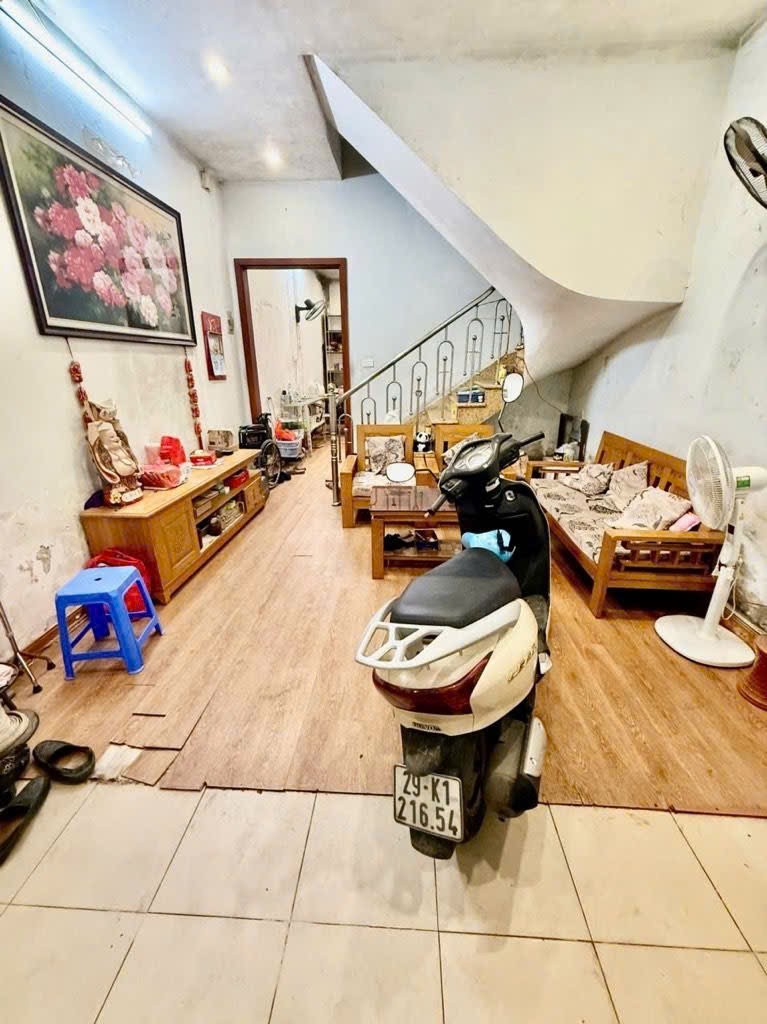 Cần bán Nhà mặt tiền đường Minh Khai, Phường Thanh Lương, Diện tích 45m², Giá 8.35 Tỷ 3