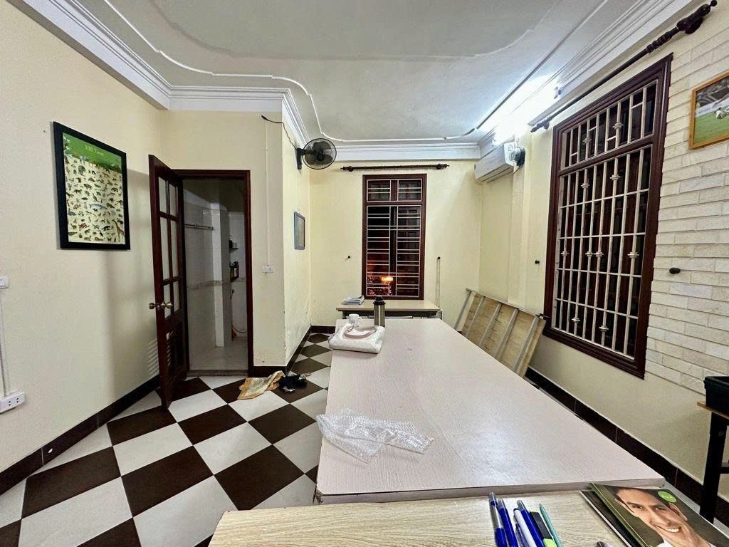 Cần bán Nhà mặt tiền đường Lãng Yên, Phường Thanh Lương, Diện tích 43m², Giá 15 Tỷ 5