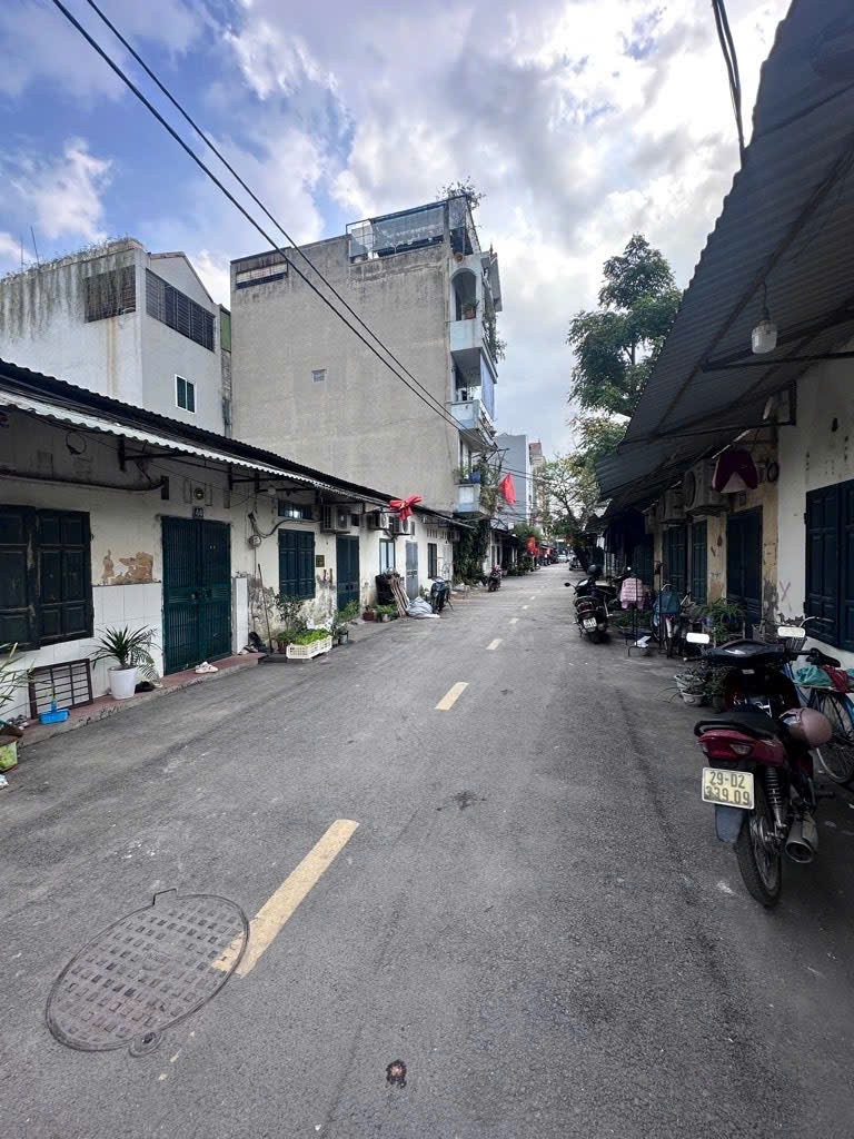 Cần bán Đất đường Nguyễn Khoái, Phường Thanh Trì, Diện tích 63m², Giá 10.5 Tỷ 2