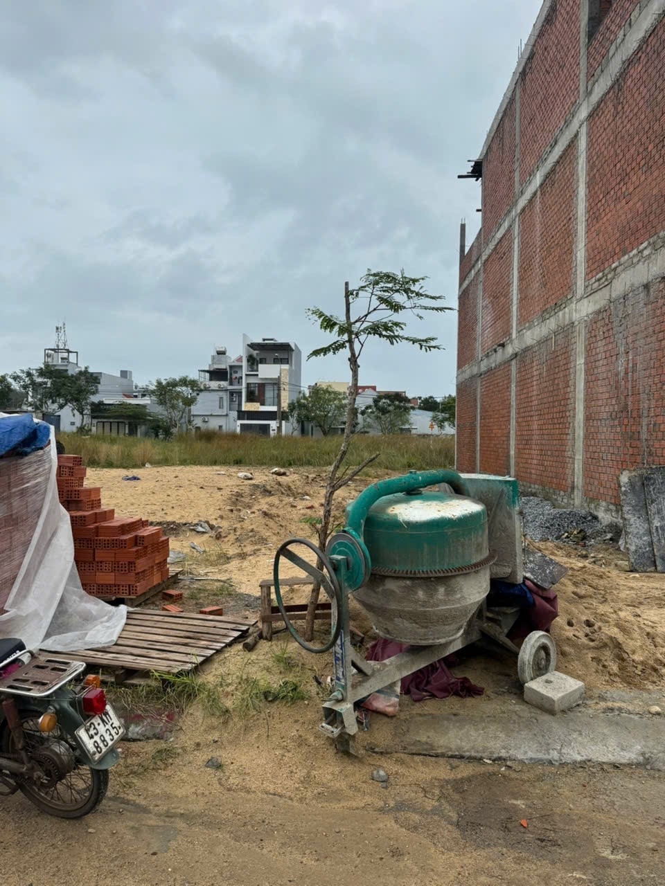 2 lô liền,200m2/9,1 tỷ, Đất đường  Bùi Bỉnh Uyên, Hòa Hải, NHSơn, Đ Nẵng, Sát Biển.