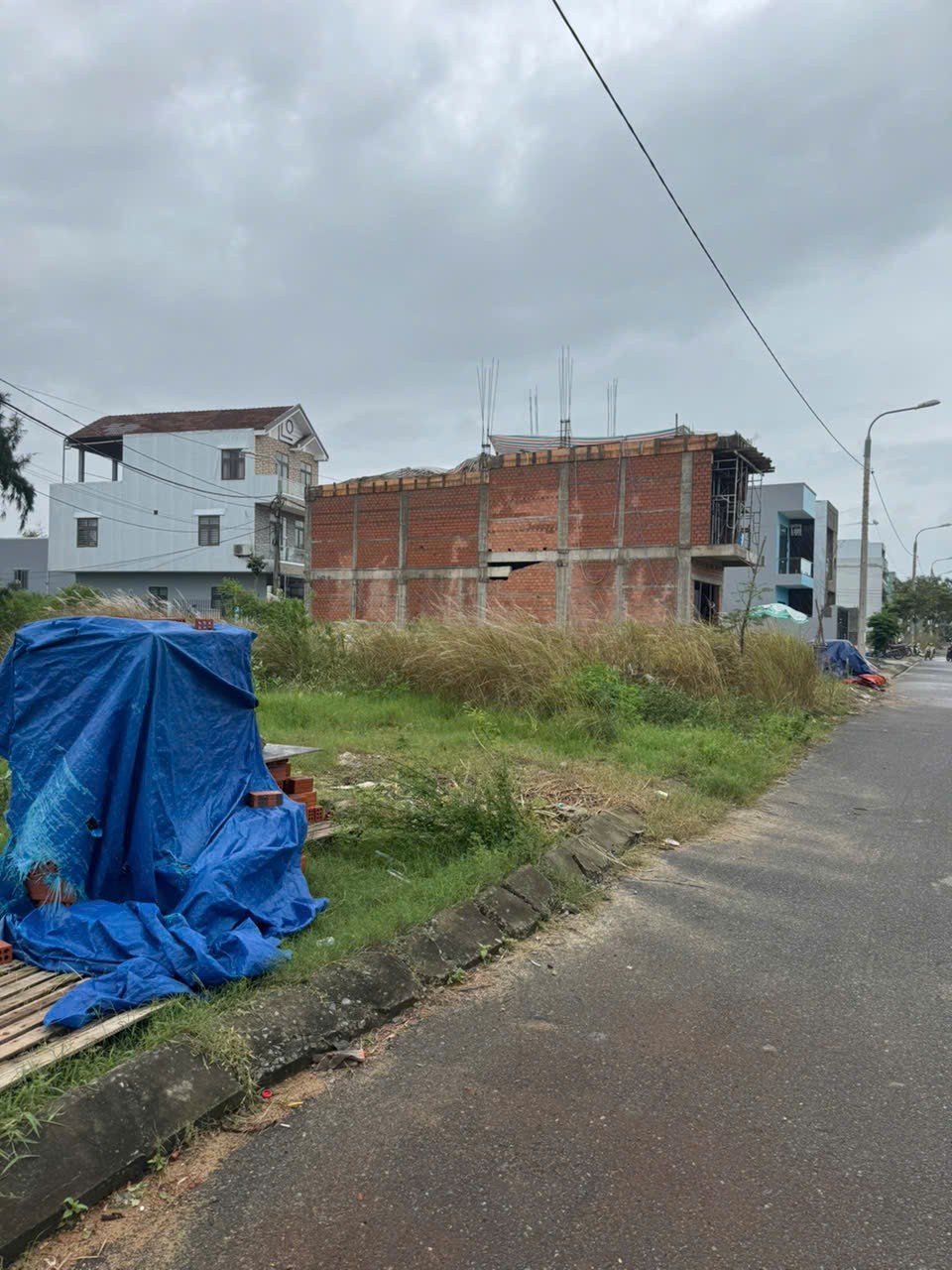 2 lô liền,200m2/9,1 tỷ, Đất đường  Bùi Bỉnh Uyên, Hòa Hải, NHSơn, Đ Nẵng, Sát Biển. 3