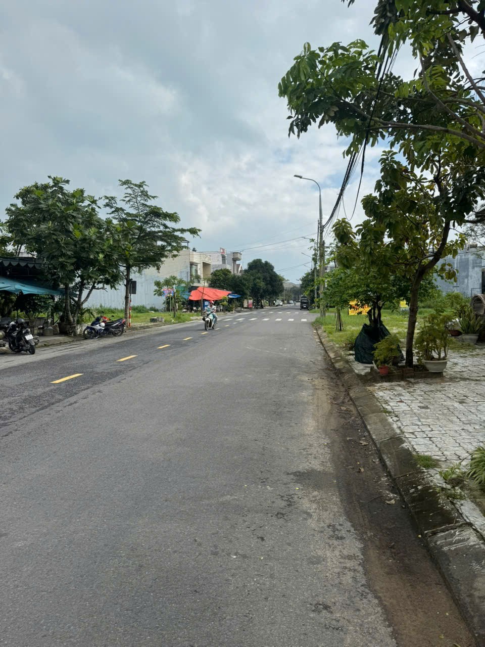 9 tỷ/90m2,Đất Nguyễn Thức Đường.rộng 10,5m,H:Nam, khu Đông Hải ,Bãi tắm Tân Trà 4