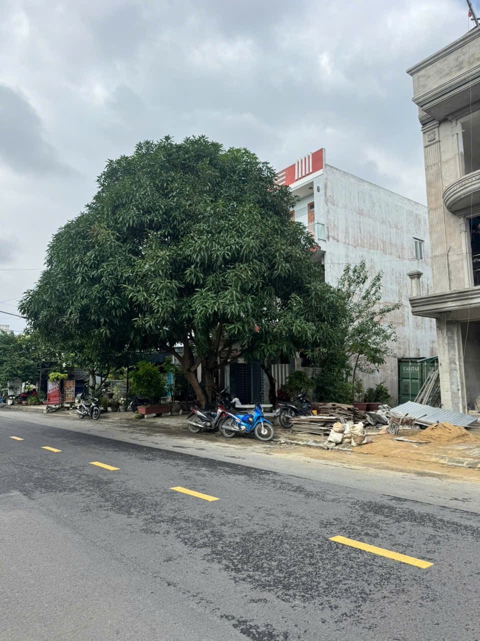 9 tỷ/90m2,Đất Nguyễn Thức Đường.rộng 10,5m,H:Nam, khu Đông Hải ,Bãi tắm Tân Trà 10