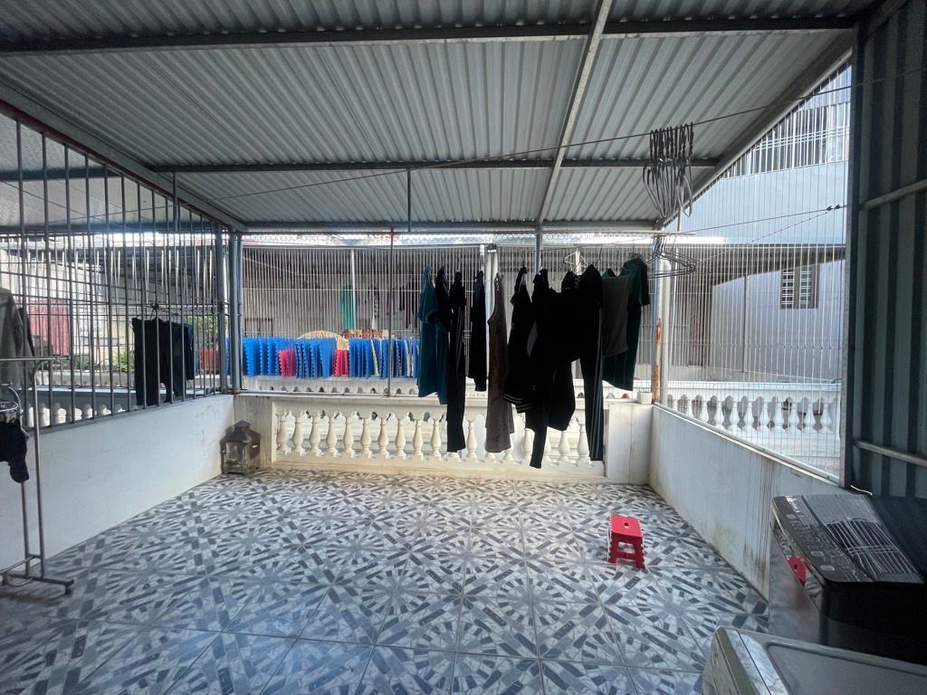 Hơn 7 tỷ nhà 35m x 5T ngõ 193 Bồ Đề, oto đỗ cửa, nhà mới ở luôn. 3