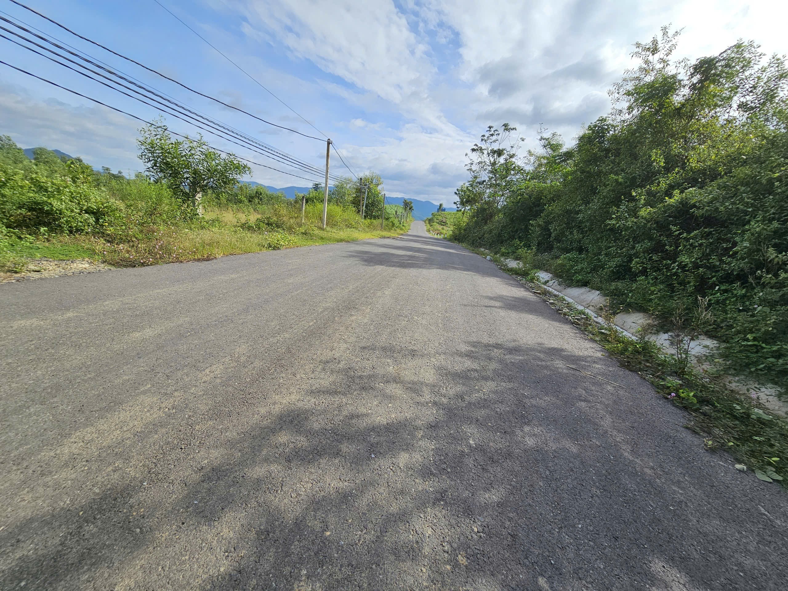 Bán đất vườn Sông Cầu thôn Tây Nam mặt tiền đường nhựa quy hoạch full thổ cư