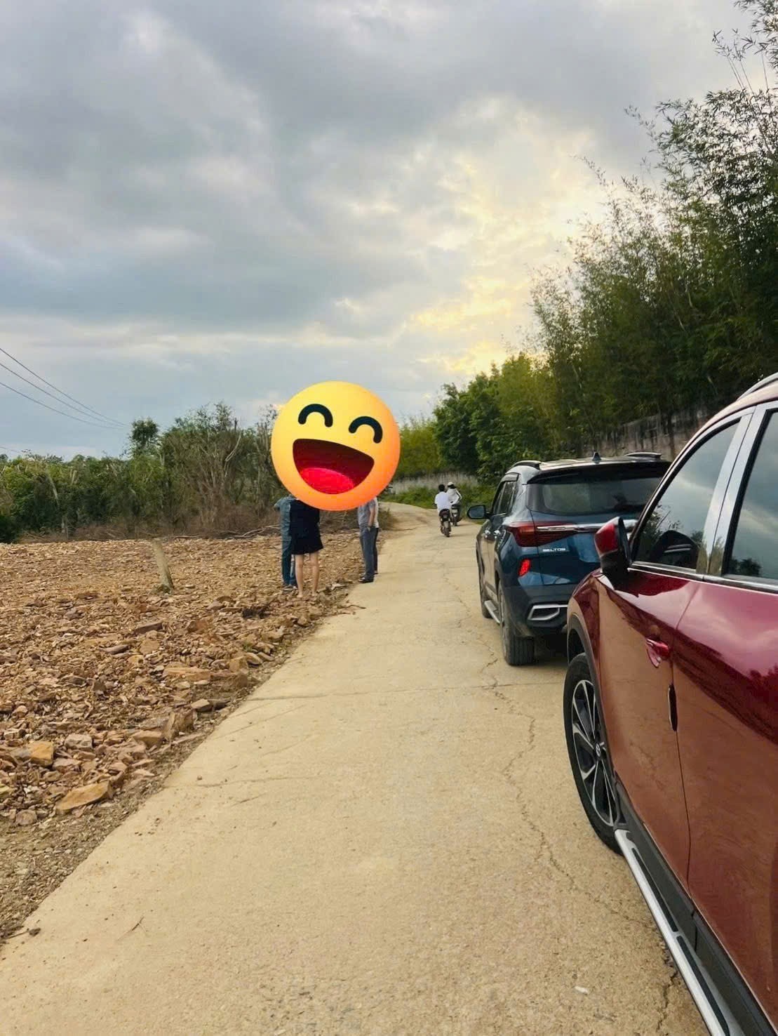 Bán đất Diên Đồng thôn Đồng Trăn 1 mặt tiền đường liên thôn QH 24m