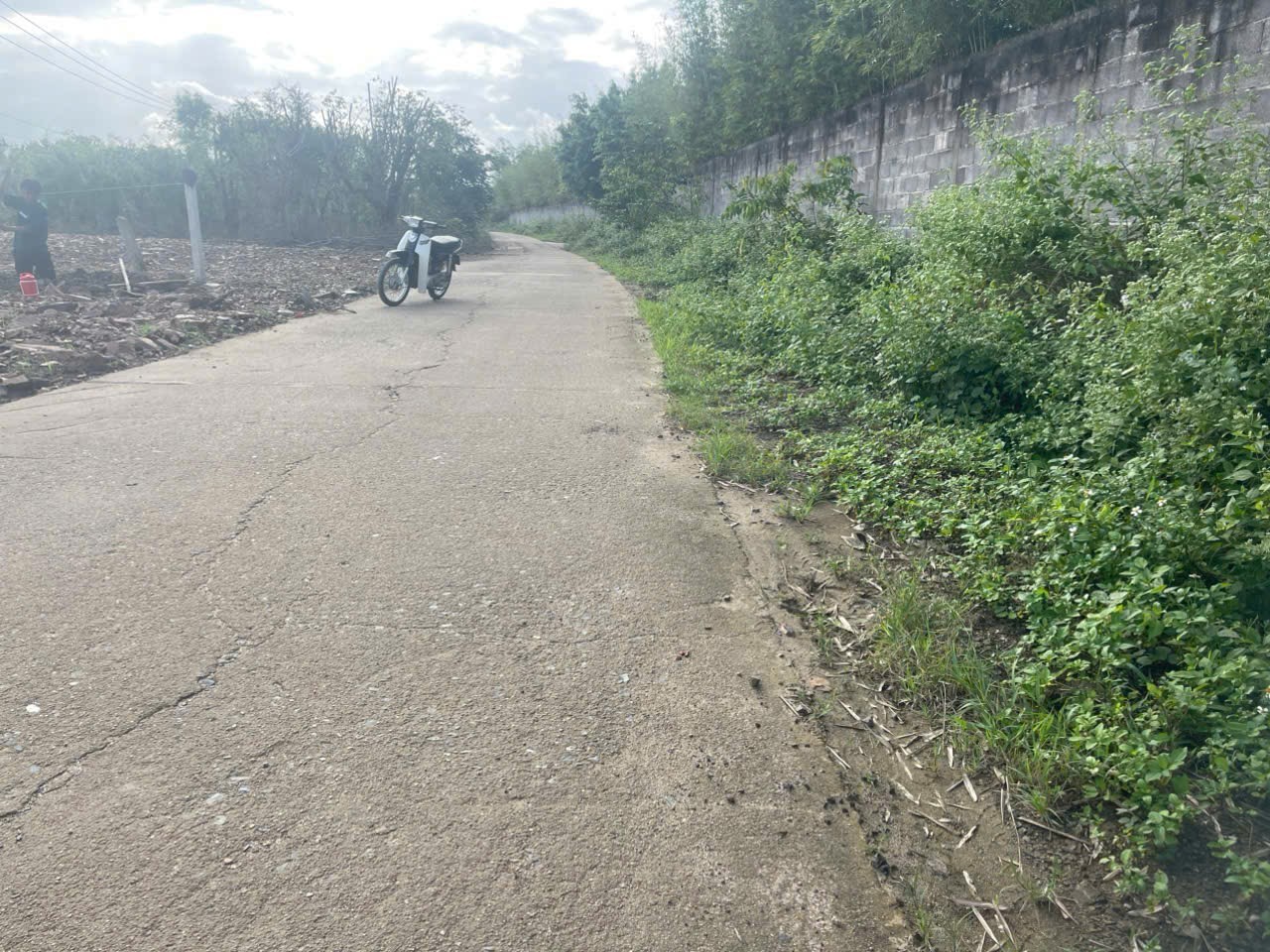 Bán đất Diên Đồng thôn Đồng Trăn 1 mặt tiền đường liên thôn QH 24m 4