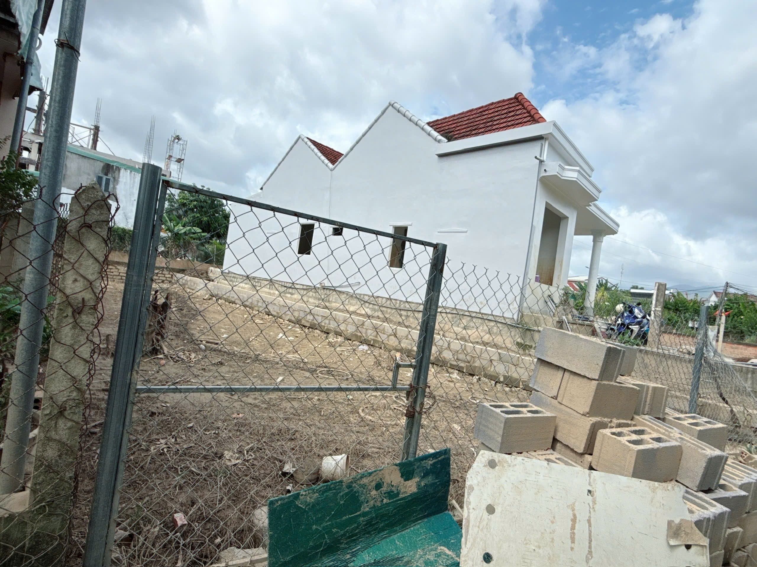 Bán đất Diên An thôn Phú Ân Nam 4 hẻm đường Bà Đội gần 23/10 5