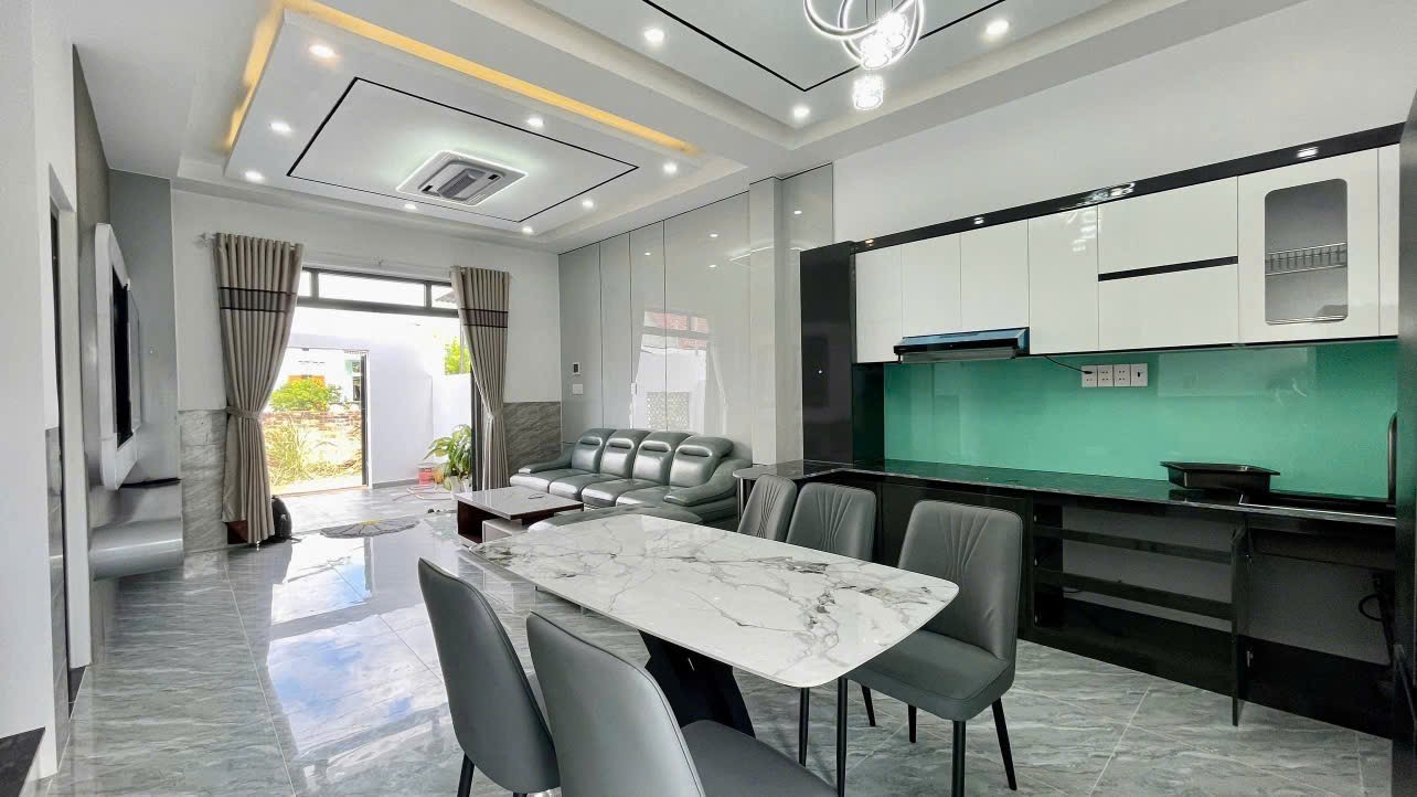 Bán nhà Diên Sơn mới xây mặt tiền đường Gò Độ - tặng full nội thất sang xịn 9