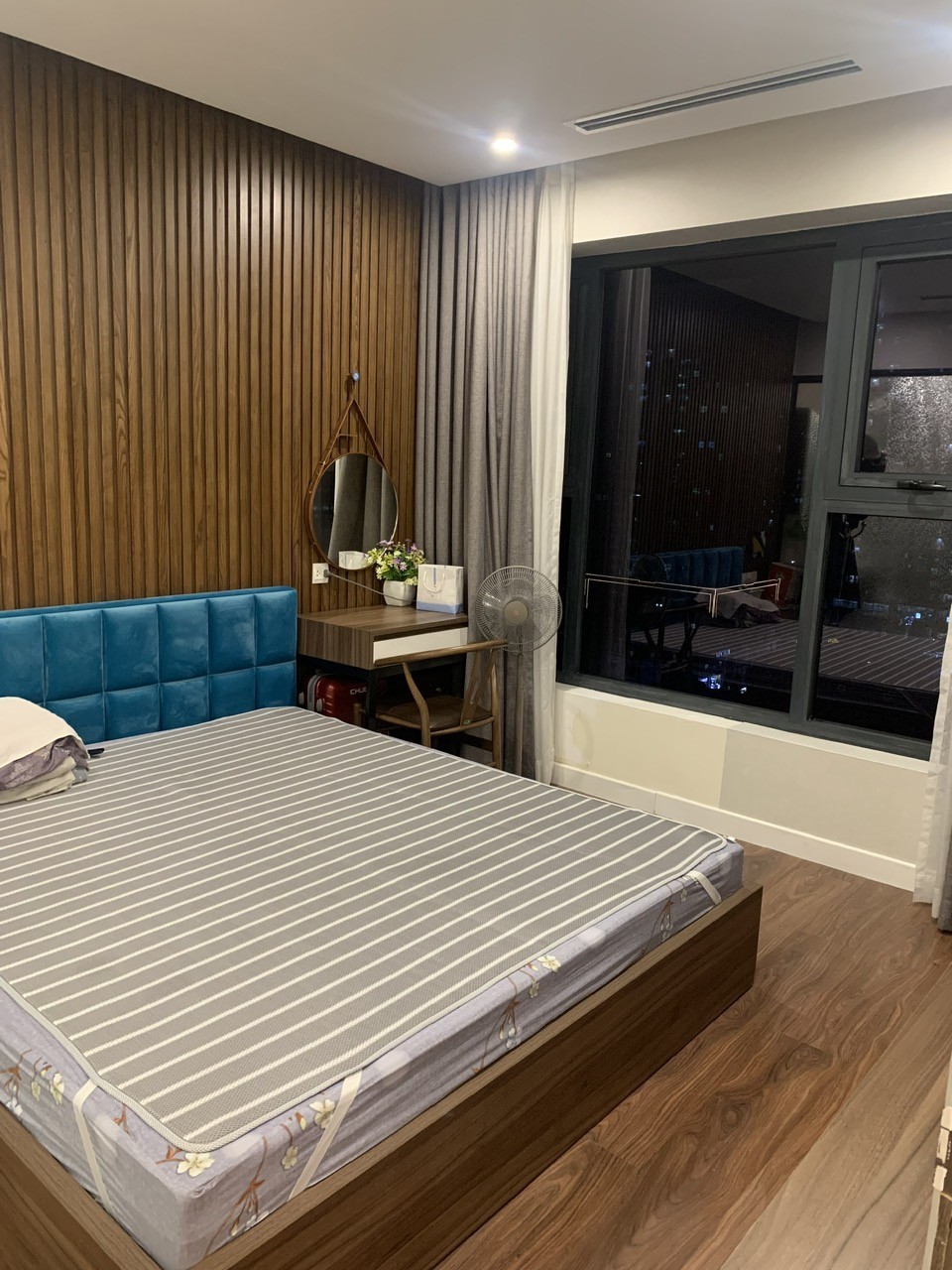 Cần bán căn hộ Imperia Garden dt 80m2, 2N, SHLD, giá hợp ví 6