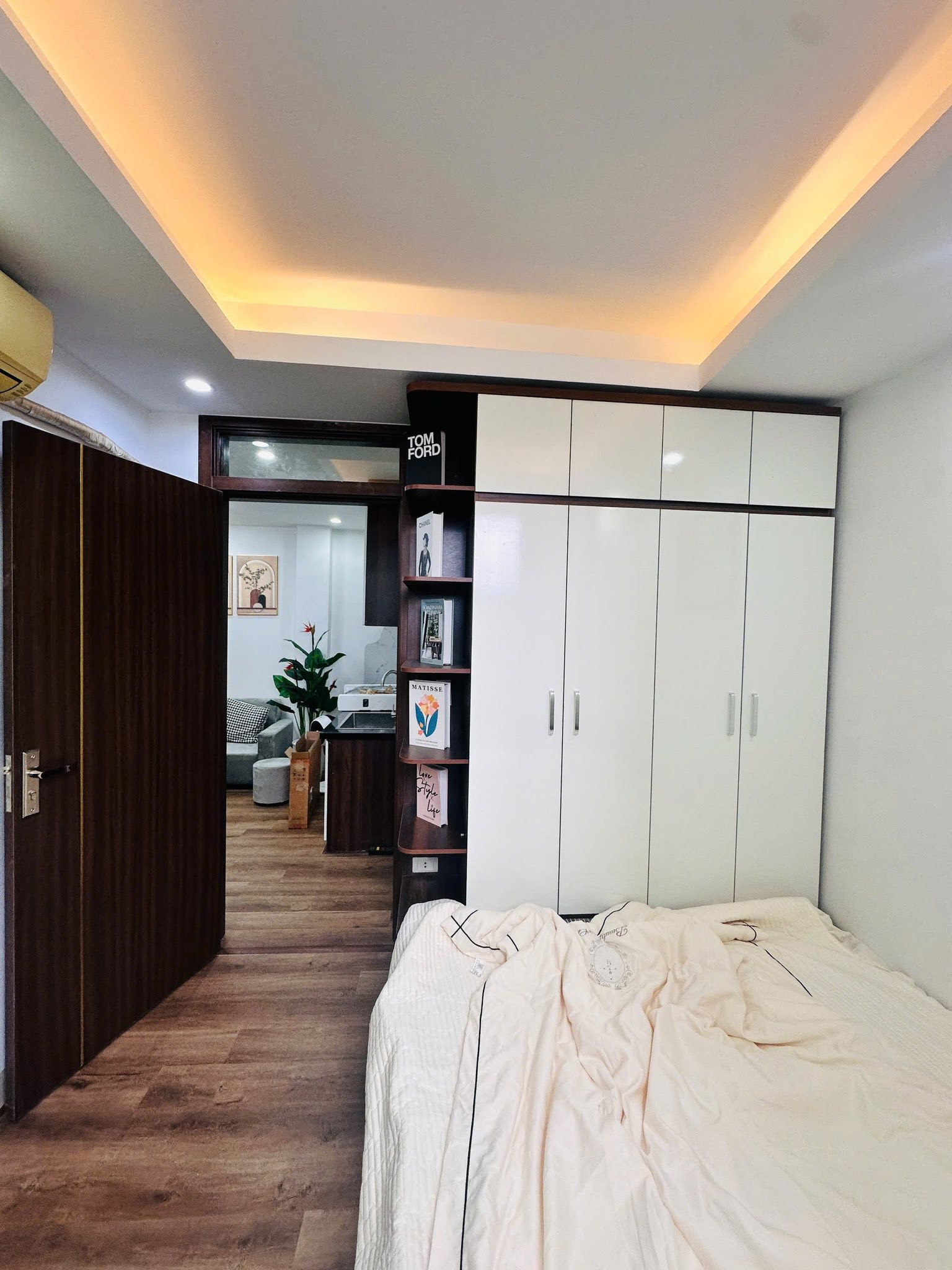 Bán căn hộ CCMN Ngõ Mai Hương, Bạch Mai, Hai Bà Trưng 55m giá 2.8 tỷ, PHÔI RIÊNG 4