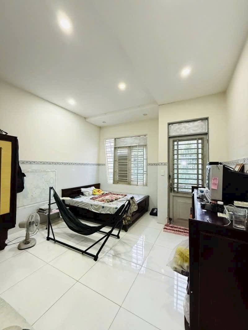 BÁN NHÀ HẺM XE HƠI - CHỢ HIỆP BÌNH 1 TRỆT 1 LẦU - NGANG HƠN 7M - NHỈNH 7 TỶ 2