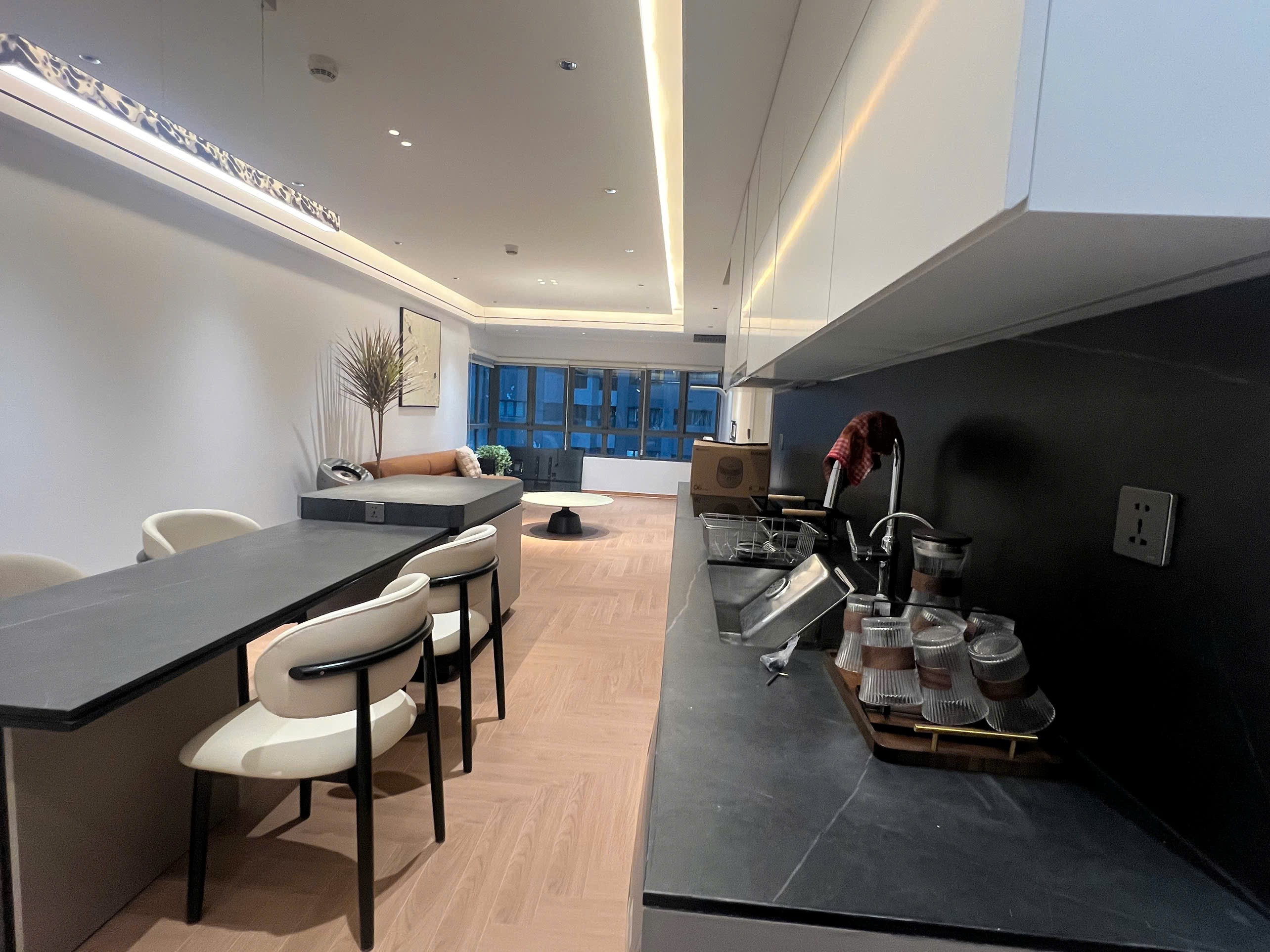 Bán gấp căn hộ MULBERRY LANE 3PN-114m2, full đồ giá 8.x TỶ