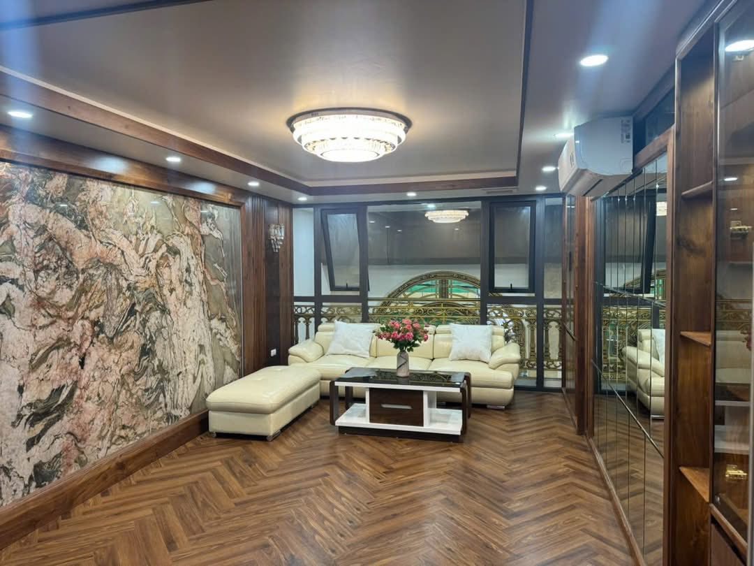 Thái Hà xe con tránh, 107m, 5 tầng. 29 tỷ, Gần ngay mặt phố 2