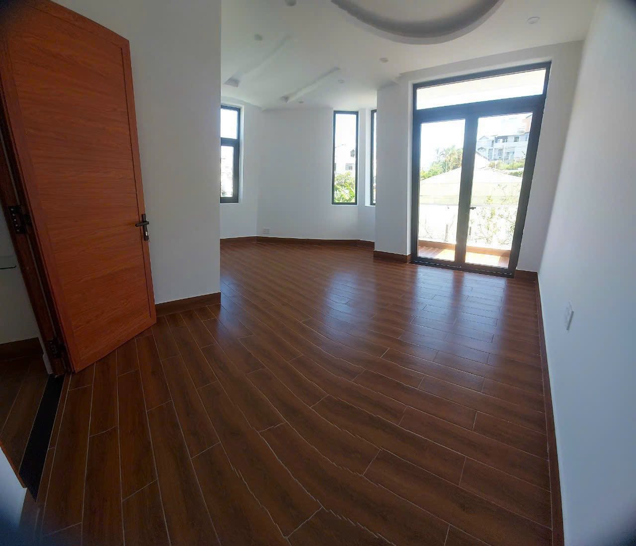 Bán Nhà Sổ Riêng XD – 7 Phòng Ngủ – Gần Chợ Ngô Quyền, Đà Lạt 4