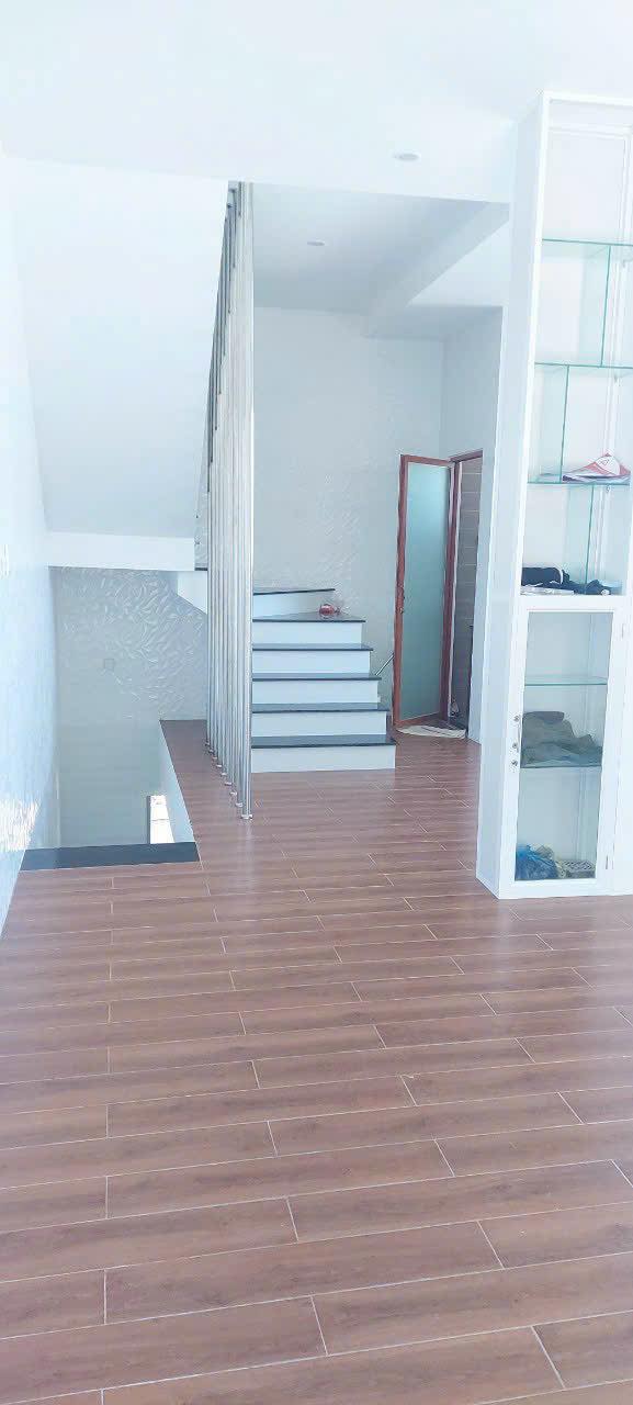 Bán Nhà Sổ Riêng XD – 7 Phòng Ngủ – Gần Chợ Ngô Quyền, Đà Lạt 2