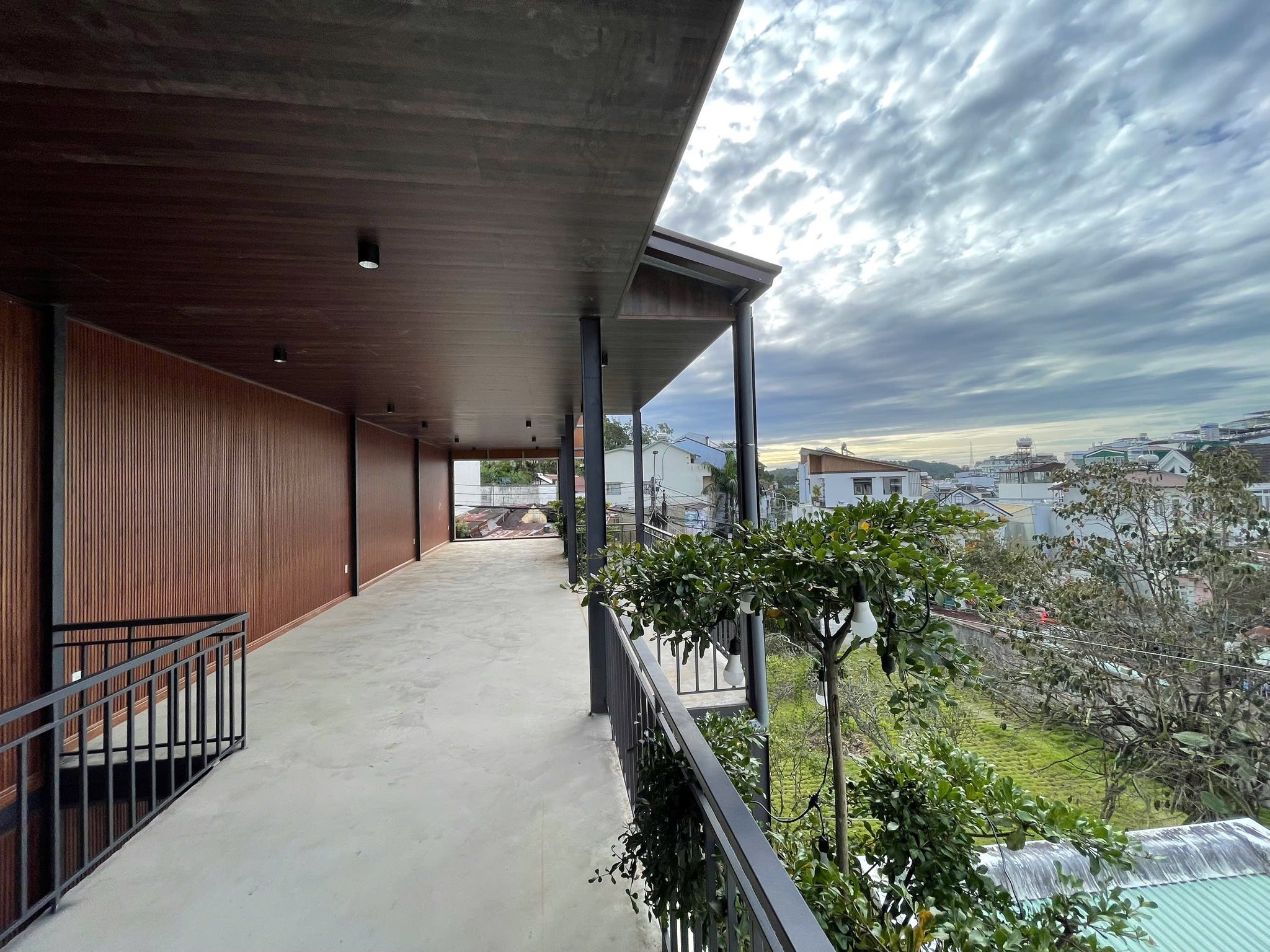 Bán Nhà Mặt Tiền Kinh Doanh – Đường Nguyễn Thị Nghĩa, P2, Đà Lạt Giá 18,9 Tỷ 2