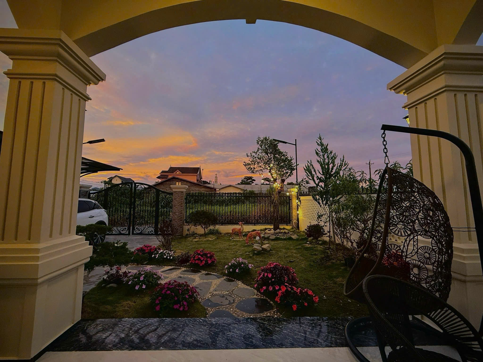 BÁN GẤP BIỆT THỰ ĐẸP GẦN KDL THUNG LŨNG TÌNH YÊU P. LÂM VIÊN, ĐÀ LẠT 4