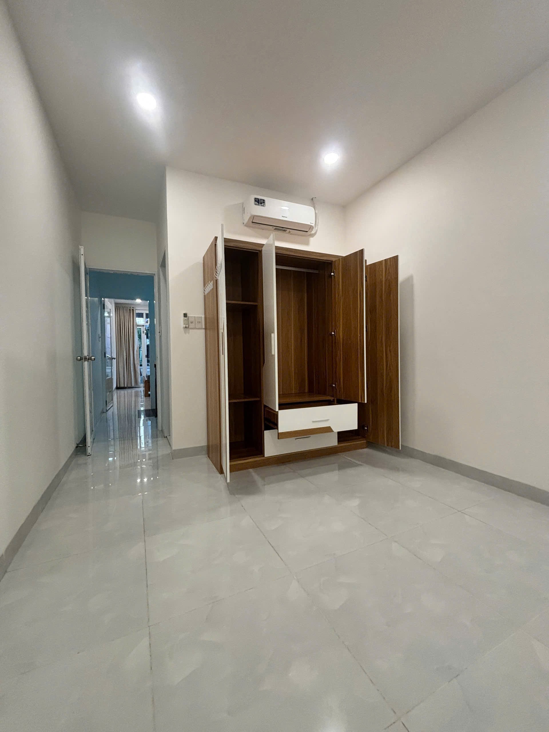 Bán Nhà 2 Tầng Mới Gần Biển Ở Chỉ Hơn 3ty 2